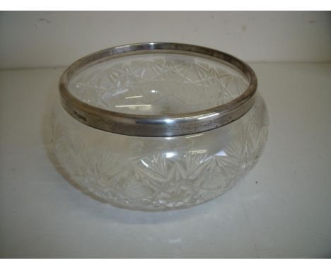 Chester silver hallmarked rim cut glass bowl (diameter 20cm) 