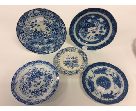 Various early 19th Century blue and white  pearlware Spode plates with impressed marks, varying patterns and sizes, largest 2