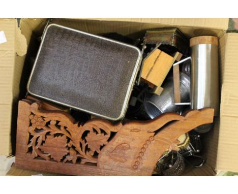 Quantity lot of metal wares, to include pewter tankards, two miners lamps, EPNS hotwater pot, 2 novel musical flasks in the f