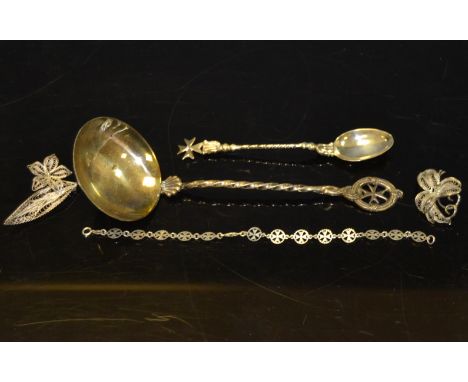 Maltese silver - a sauce ladle, Maltese cross finial; a Maltese silver teaspoon; three silver filigree brooches