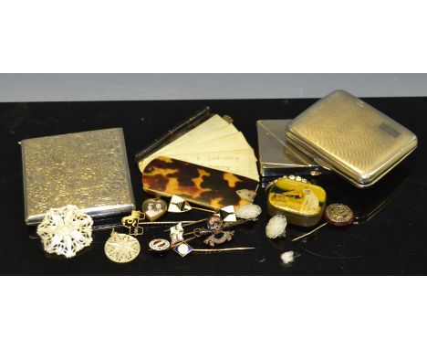 A 19th century tortoiseshell aide memoir; German enamel stick pins; a suite of mother of pearl jewellery; a HMV Half Tone gra