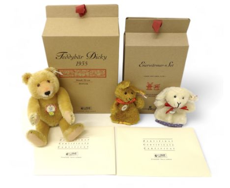 Steiff Teddy Bear Dicky 1935 replica, blond mohair, posable five jointed bear standing 25cm tall, limited edition of 4,000 pi