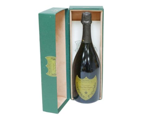 Vintage champagne: a bottle of Moet &amp; Chandon, Cuvee Dom Perignon, vintage 1958, with original presentation box. 