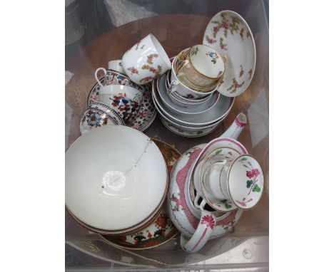 PARCEL OF VARIOUS CERAMICS INCLUDING NEWHALL POTTERY BOWL, EARLY TEA BOWLS, CUPS, SAUCERS, ETC. 