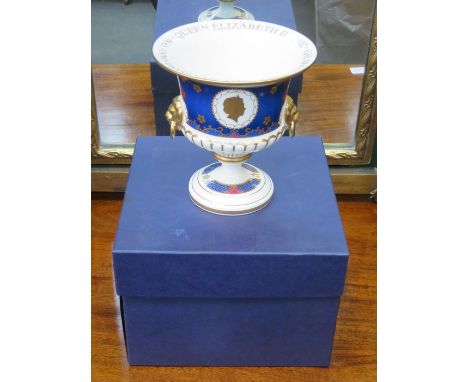 BOXED LIMITED EDITION ROYAL WORCESTER COMMEMORATIVE CERAMIC VASE 
