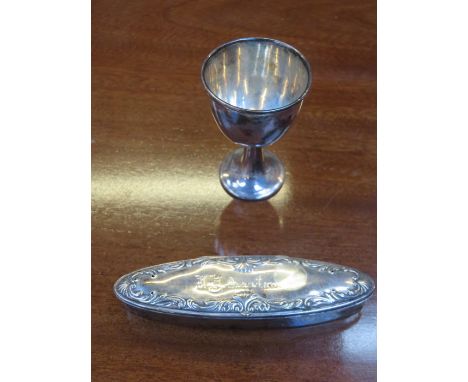 HALLMARKED SILVER EGG CUP AND HINGED SNUFF BOX