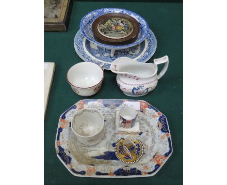 SMALL PARCEL OF VARIOUS CERAMICS INCLUDING NEWHALL POTTERY TEACUP, SMALL COALPORT BLUE GILDED COFFEE CUP AND SAUCER, FRAMED P