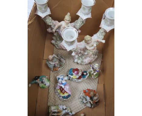 MIXED LOT OF VARIOUS CONTINENTAL CERAMIC FIGURES INCLUDING SITZENDORF