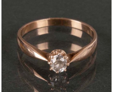 Ring, 14 ct Gold, ca. 3 g. Besetzt mit Brillanten, ca. 0,30 ct, Ringgröße 60,5.