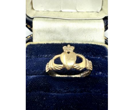 9ct Gold Claddagh Ring (1.4g) 