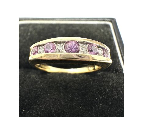 9ct gold amethyst &amp; diamond ring weight 2.8g 