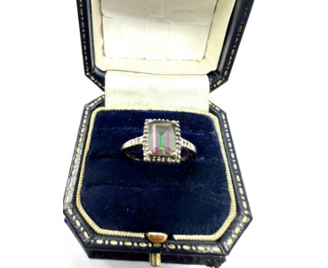 9ct Gold Mystic Topaz &amp; diamond Ring  (2.5g) 