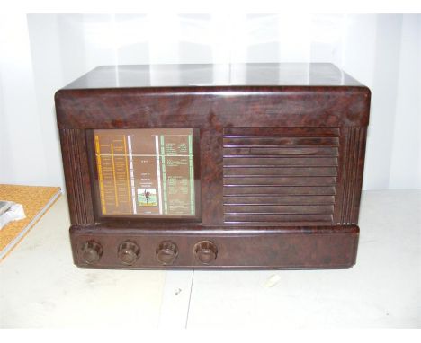 A large vintage "Etronic" Bakelite-cased Radio, approx 14".