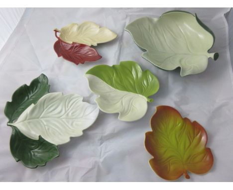 A selection of various Australian Carlton Ware pieces. (5)