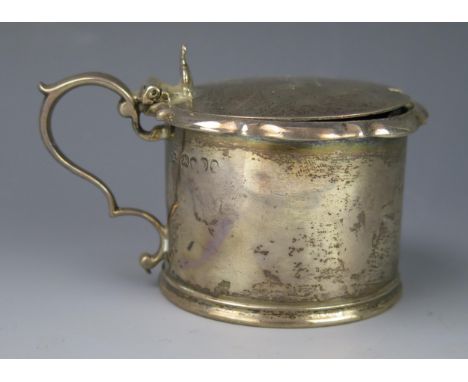 A Victorian silver mustard pot and cover, maker Edward, Edward Jnr., John &amp; William Barnard, London, 1839, of drum -shape