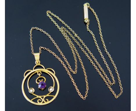 A 9ct gold Amethyst and untested Seed Pearl Pendant, 2.2g. 