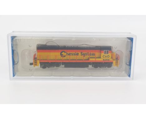 Bachmann N Gauge 61353 GE B23/B30-7 Diesel Loco "Chessie System" - excellent in box 