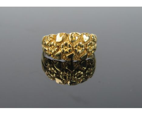 An Antique 18ct Gold keeper ring, hallmarks rubbed, size P, 5.8g