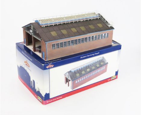Bachmann Scenecraft OO Scale 44-017 Modern Servicing Depot - excellent in box 