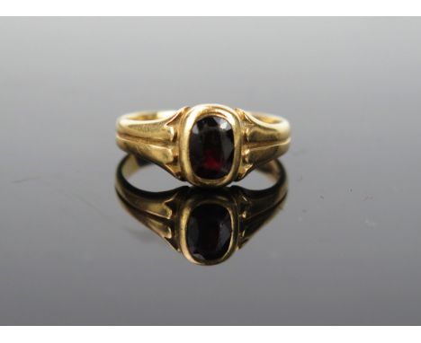 An Antique 18ct Gold and Garnet Ring, Birmingham 1908, size P, 4.9g