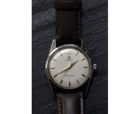 Gents stainless steel Omega Seamaster Automatic watch with sweep second hand and new leather strap. Cal 552. 24 jewels. Seria