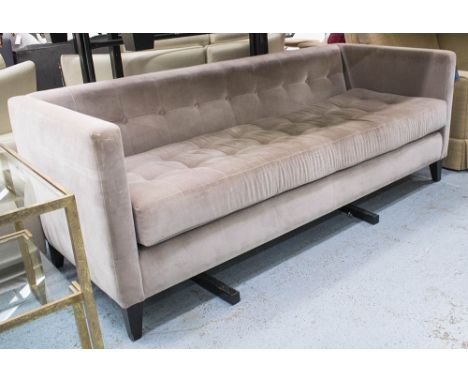 CONTEMPORARY SOFA, in buttoned velvet finish, on square supports, 197cm L x 83cm D x 96cm H.