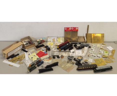 Model railway related items to include Kean Maygib part sets, Tri-ang locomotive No. 6 and parts to include D6738 Shell, Horn