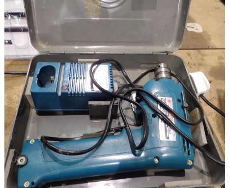 Makita 6012HD cordless driver drill with charger and battery, working at lotting up. All electrical items in this lot have be