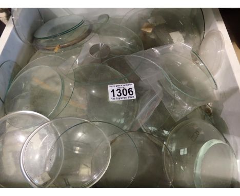 Quantity of clock glasses. Not available for in-house P&amp;P 