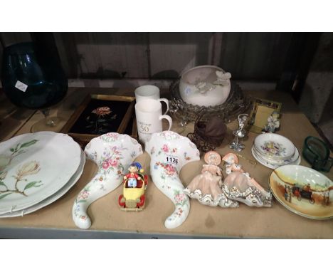 Quantity of glass and ceramics including a pair of Royal Worcester wall pocket vases. Not available for in-house P&amp;P 