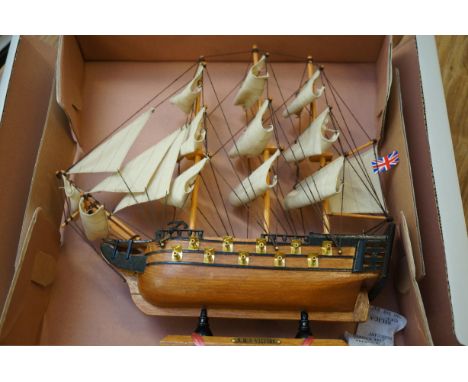 HMS victory model ship in original box 