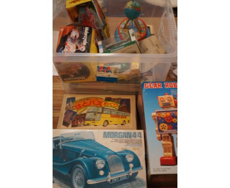 Box of vintage toys/games to include model vehicles 