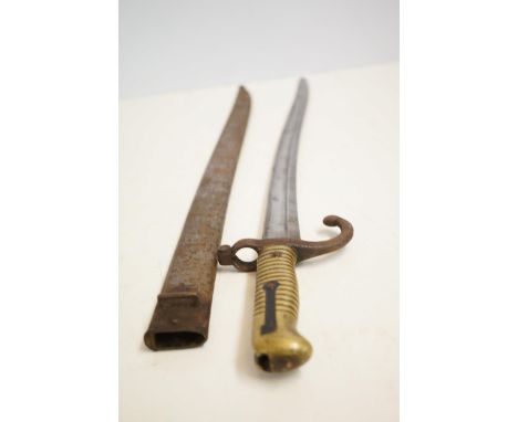 Bayonet & scabbard 