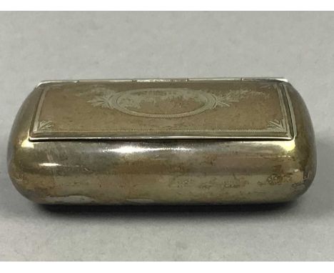 THREE 19TH CENTURY SNUFF BOXES,including a German plated example, a mussel shell box and a papier mache box (3)