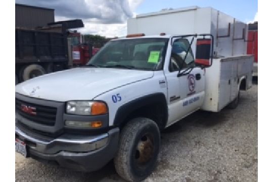 2005 Gmc Duramax Diesel 4x4 Utility Truck Miles Unknown