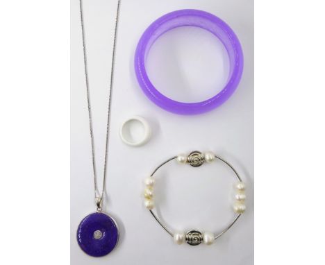 Lavender jade bangle, lavender jade silver pendant necklace stamped 925, white ring and a pearl bracelet Condition Report Cli