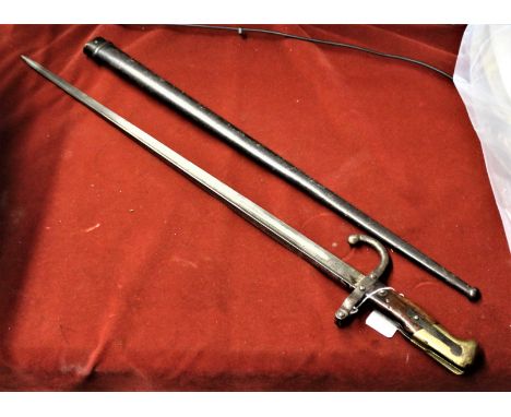 French Model 1874 Epee Gras bayonet, marked ‘Mre d’Armes de Gulle Decembre 1879', the scabbard and bayonet don't match. In ve