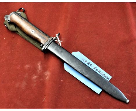 Krag Jorgensen M/1894 bayonet, various stamps to base of parkerized blade and service number on the cross guard removed, blad