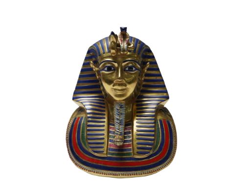 Boehm limited edition bone porcelain figurine depicting the funerary mask of Tutankhamun, Pharaoh of Egypt's late Eighteenth 