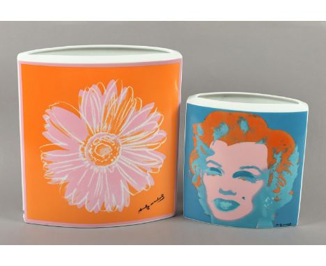 WARHOL, Andy, zwei Vasen, "Marilyn", und aus "Daisies", Porzellan, H 24,5 und 33,5, ROSENTHAL studio-linie