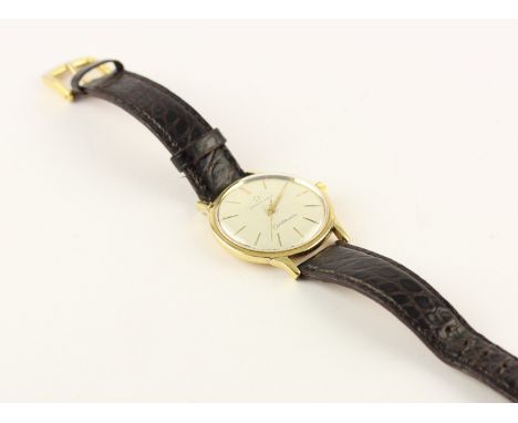 HERRENARMBANDUHR, 750/ooo Gelbgold, geprüft, Marke: ETERNA, Modell: Centenaire, perlmuttfarbenes Zifferblatt mit Strichindexe