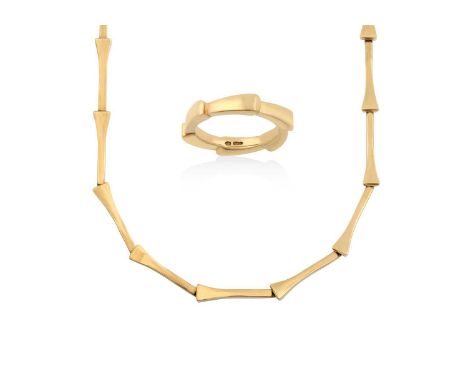 A 9 Carat Gold Necklace, Bracelet and Ring Suite, by Rosemary Hetheringtonformed of continuing rows of yellow plain polished 