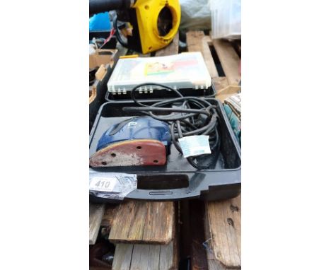 A pro mouse sander and dowels etc 