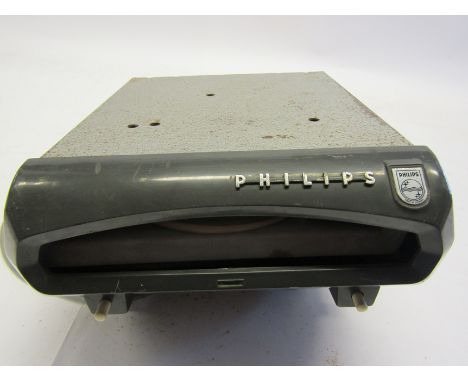 A 1960's Philip's  AG2101 D/15 Auto Mignon in car record player a/f