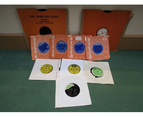 Six 1960's promo 7" singles on the London and Decca labels to include Linda Scott "Let's Fall In Love/I Know It You Know It",