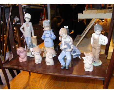 Assorted Nao figurines 