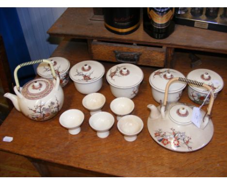 A Japanese five place tea service 