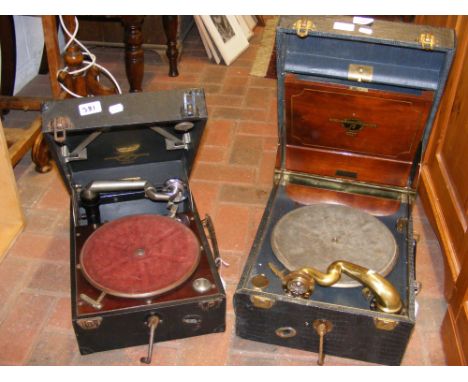 Two vintage Columbia portable wind up gramophones  CONDITION REPORT We have attached a number of additional images to showcas