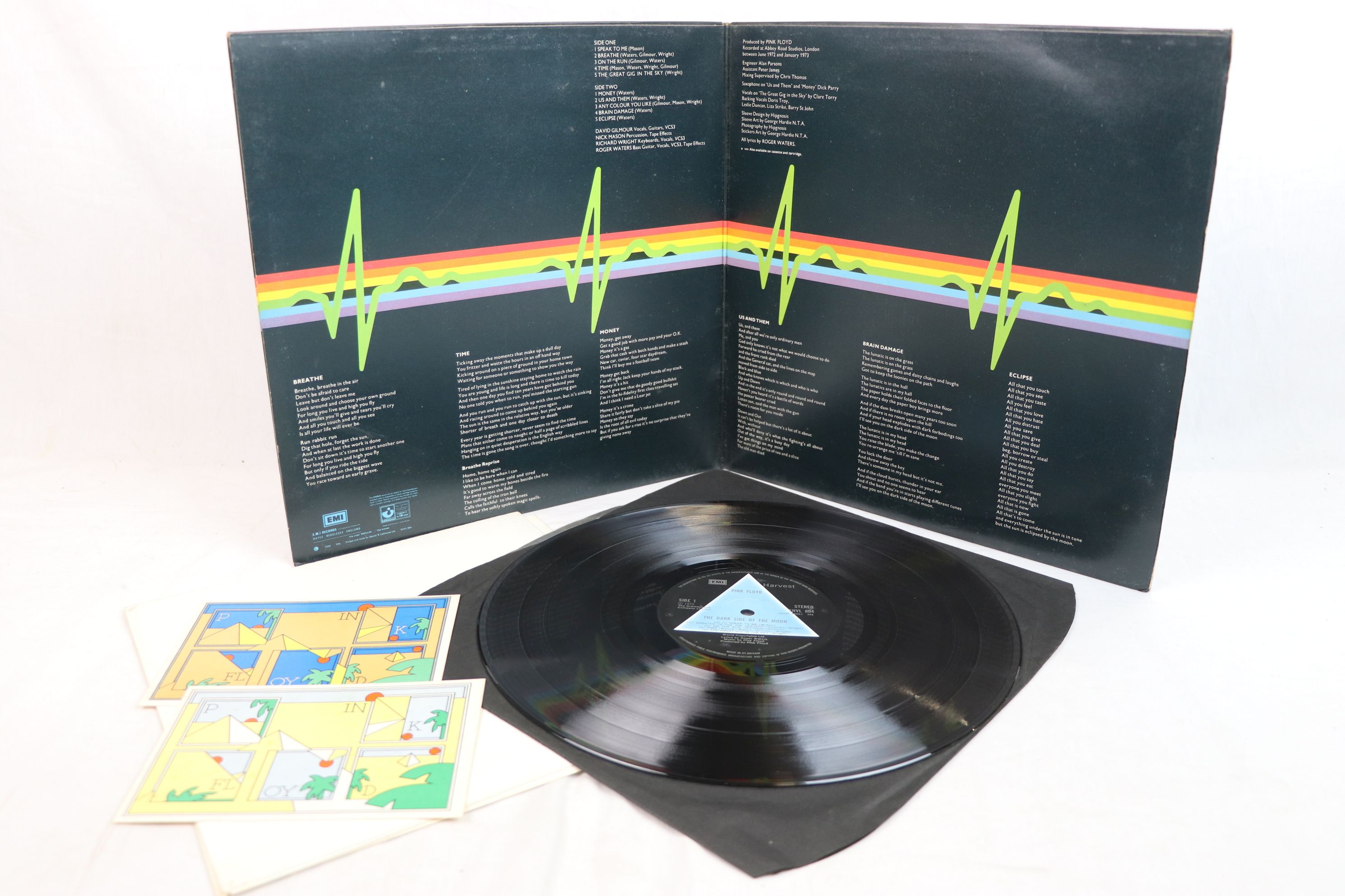 Vinyl Pink Floyd Dark Side Of The Moon Lp On Harvest Shvl804 With Solid Light Blue Triangle Lab 8903