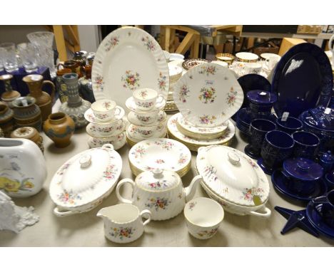 A Mintons Marlow pattern tea and dinner service, for six, comprints, two tureens and covers, dinner plates, dessert plates, s